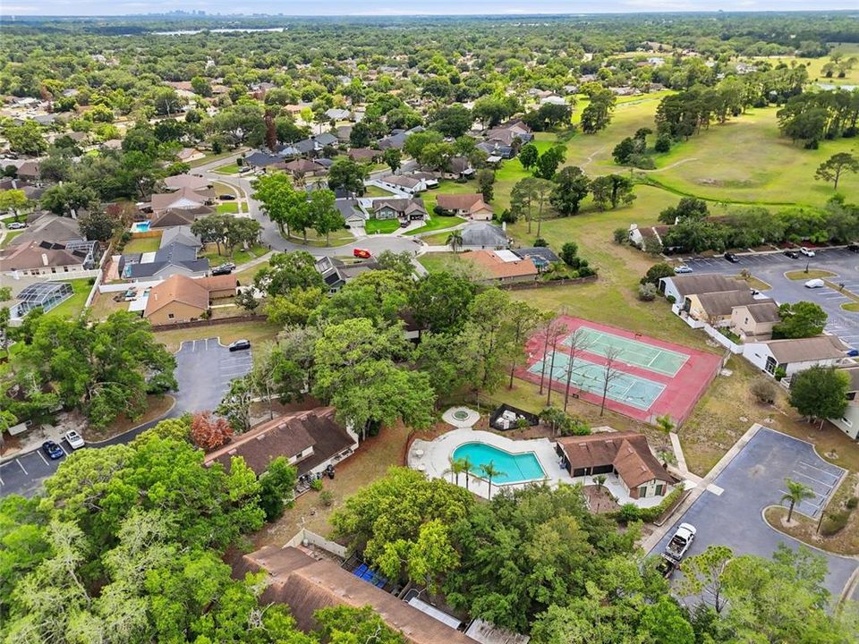 Activo con contrato: $229,900 (2 camas, 2 baños, 1260 Pies cuadrados)