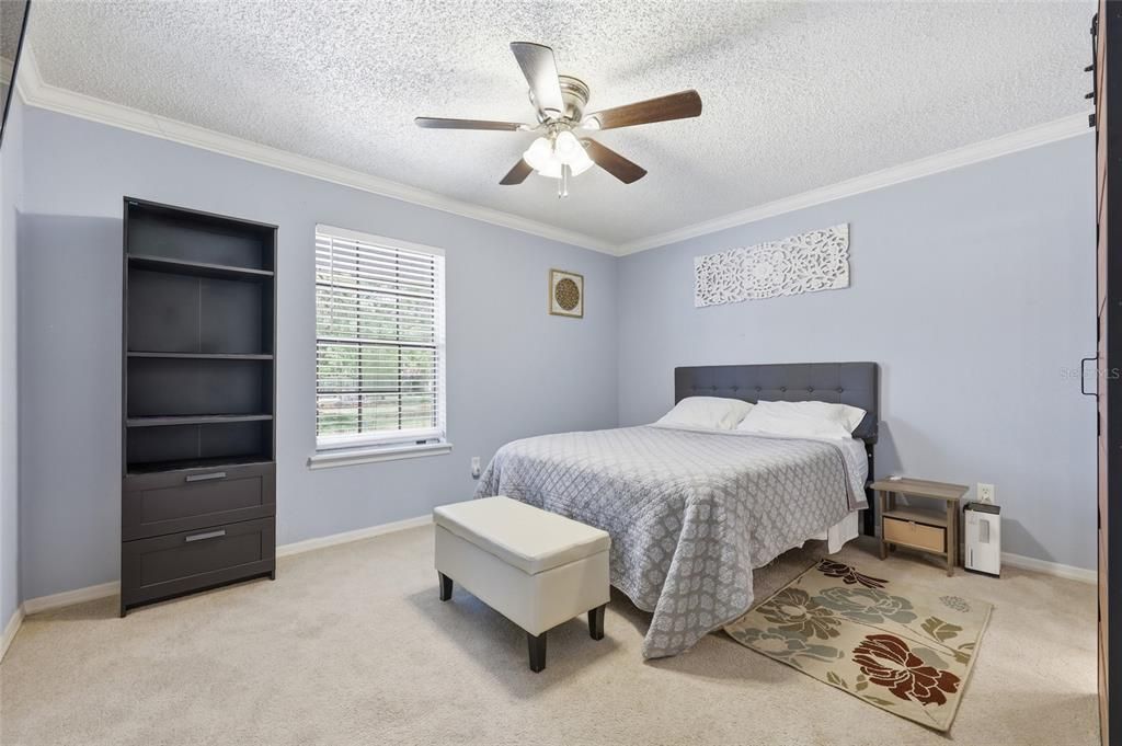 Activo con contrato: $229,900 (2 camas, 2 baños, 1260 Pies cuadrados)