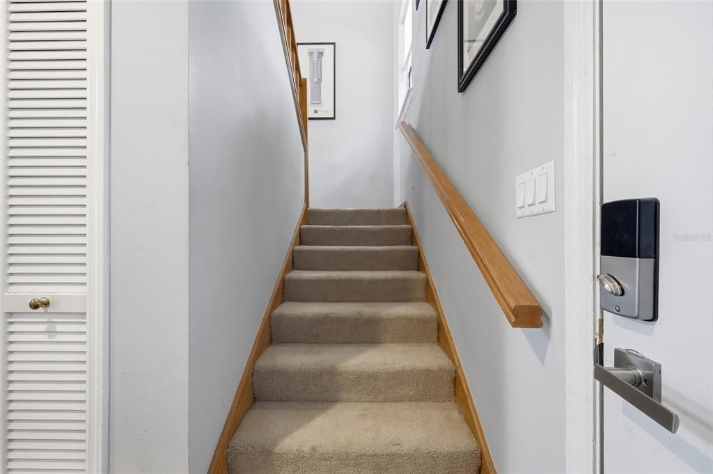 Activo con contrato: $229,900 (2 camas, 2 baños, 1260 Pies cuadrados)
