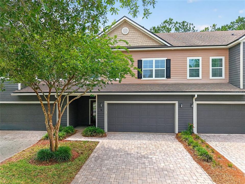 For Sale: $440,000 (3 beds, 2 baths, 2027 Square Feet)