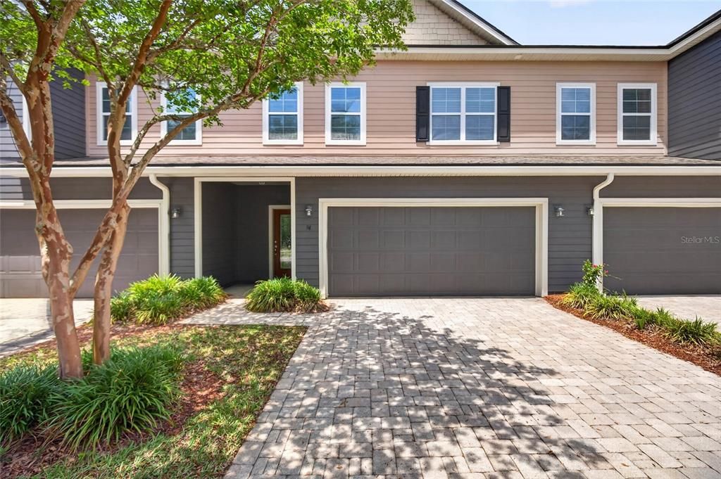 For Sale: $440,000 (3 beds, 2 baths, 2027 Square Feet)
