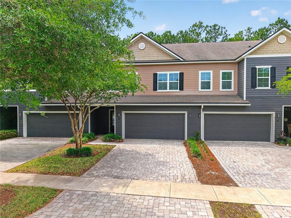 For Sale: $440,000 (3 beds, 2 baths, 2027 Square Feet)