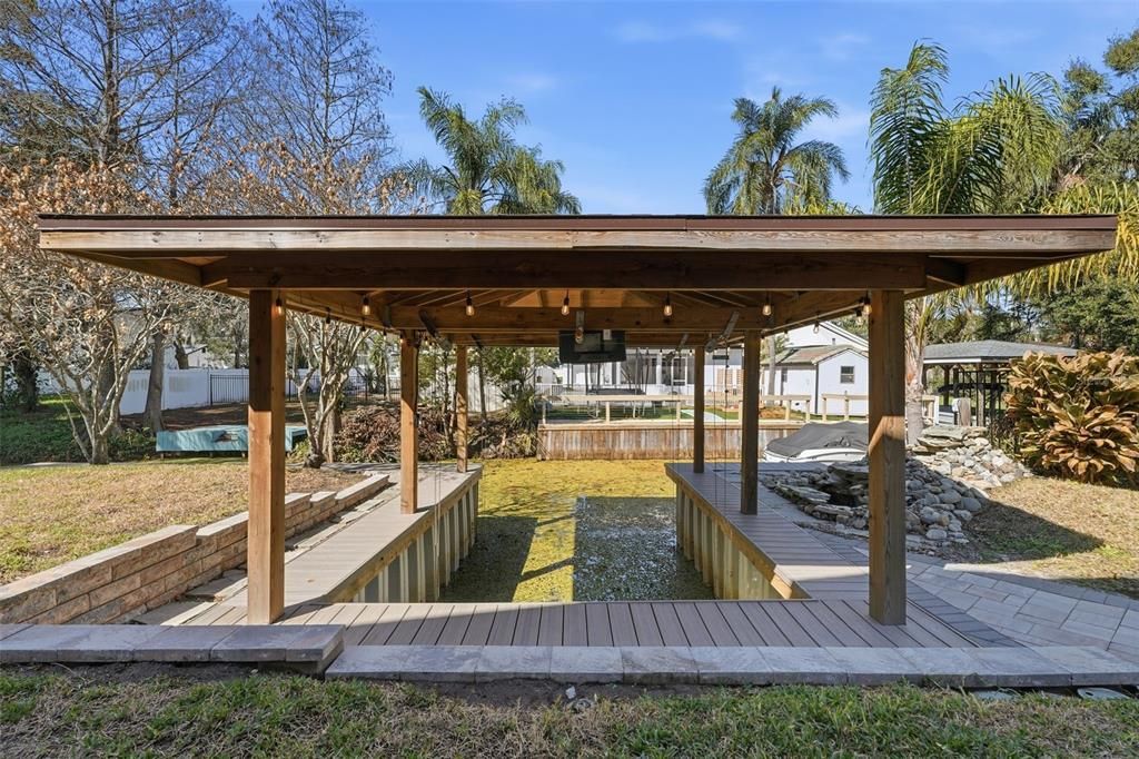 For Sale: $830,000 (3 beds, 2 baths, 1880 Square Feet)