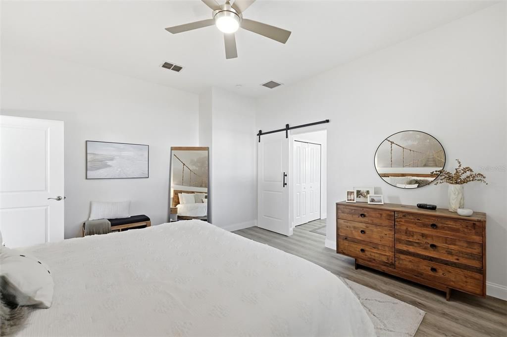 For Sale: $830,000 (3 beds, 2 baths, 1880 Square Feet)