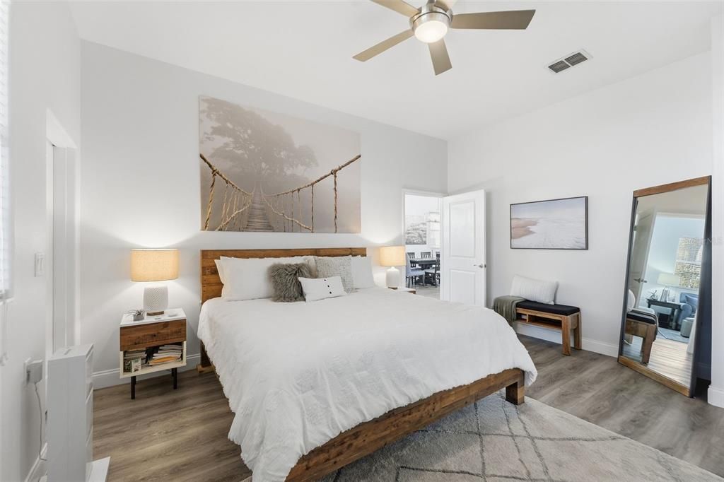 For Sale: $830,000 (3 beds, 2 baths, 1880 Square Feet)