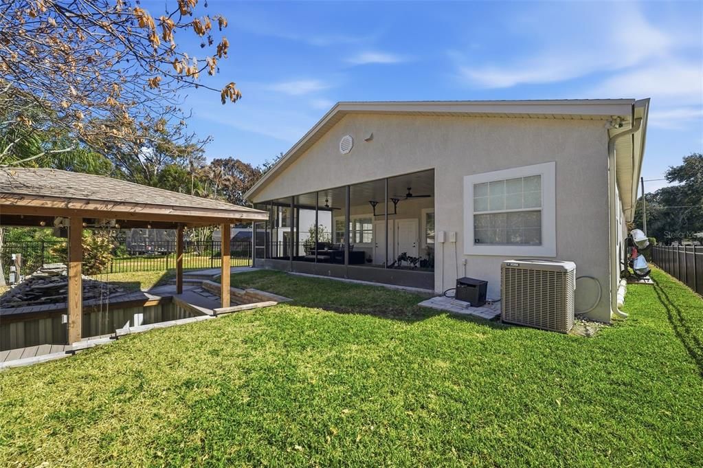For Sale: $830,000 (3 beds, 2 baths, 1880 Square Feet)