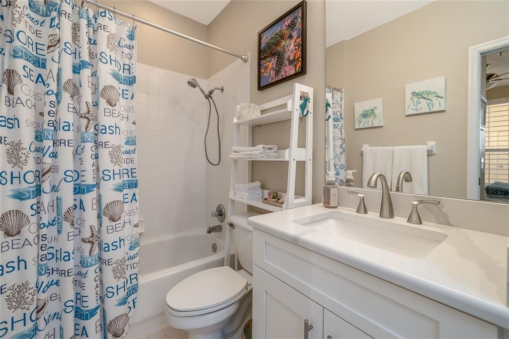 For Sale: $525,000 (2 beds, 2 baths, 1299 Square Feet)