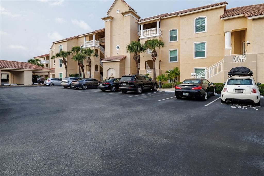 For Sale: $525,000 (2 beds, 2 baths, 1299 Square Feet)