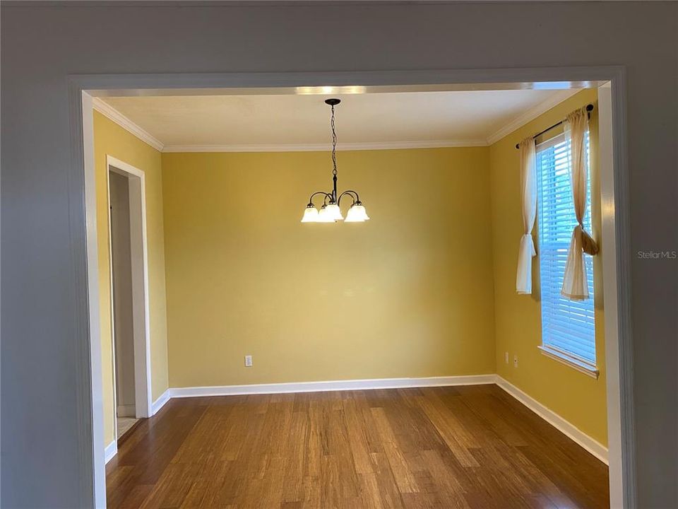 For Rent: $2,800 (4 beds, 2 baths, 2203 Square Feet)