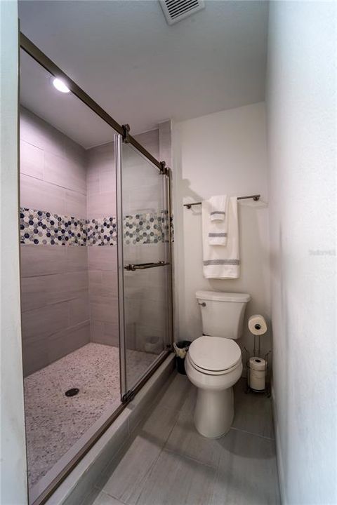 Под контрактом: $365,000 (4 спален, 3 ванн, 1928 Квадратных фут)
