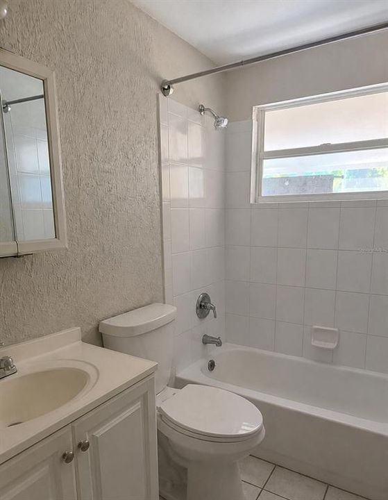 For Sale: $199,900 (3 beds, 1 baths, 816 Square Feet)