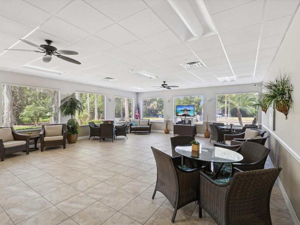 Active With Contract: $330,000 (3 beds, 2 baths, 1984 Square Feet)