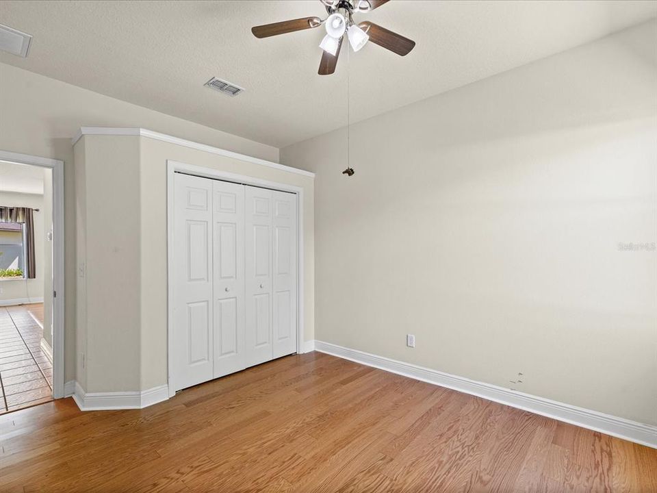 Active With Contract: $330,000 (3 beds, 2 baths, 1984 Square Feet)