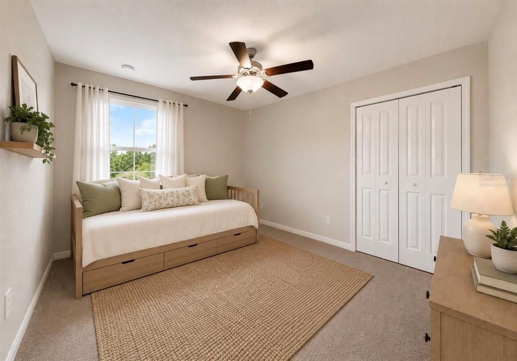 For Sale: $319,900 (4 beds, 2 baths, 1914 Square Feet)