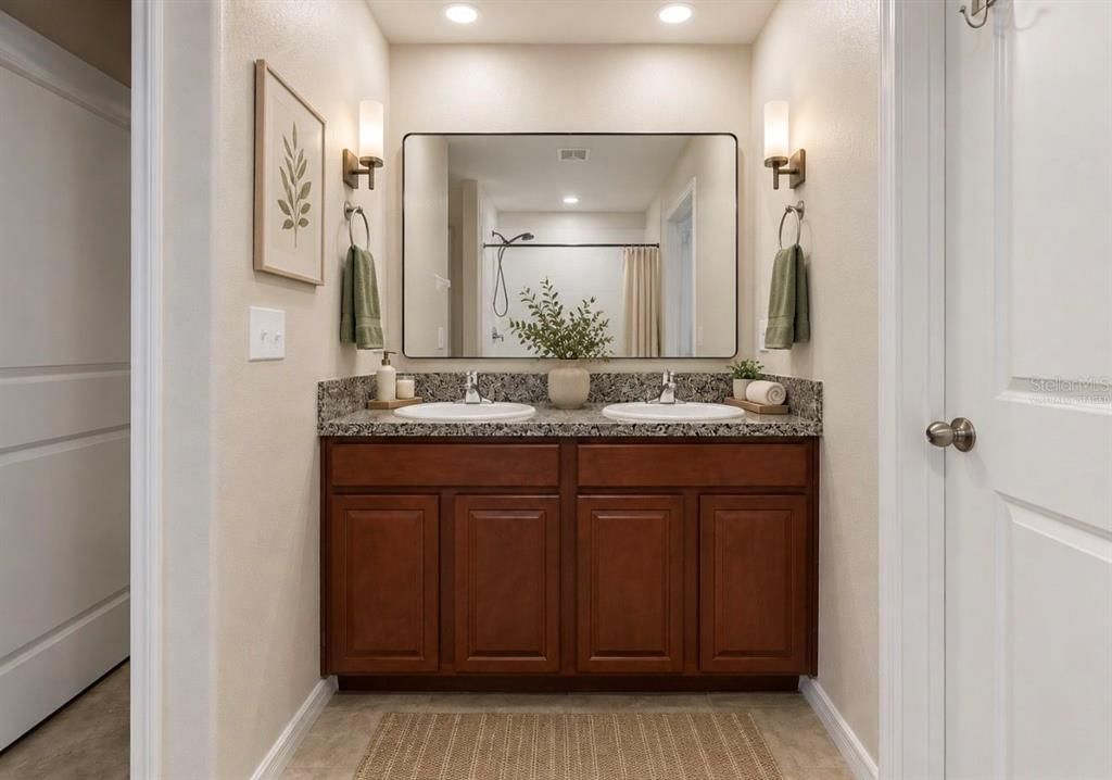 For Sale: $319,900 (4 beds, 2 baths, 1914 Square Feet)