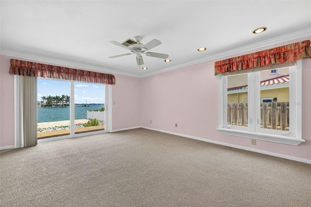 For Sale: $2,250,000 (4 beds, 4 baths, 3897 Square Feet)