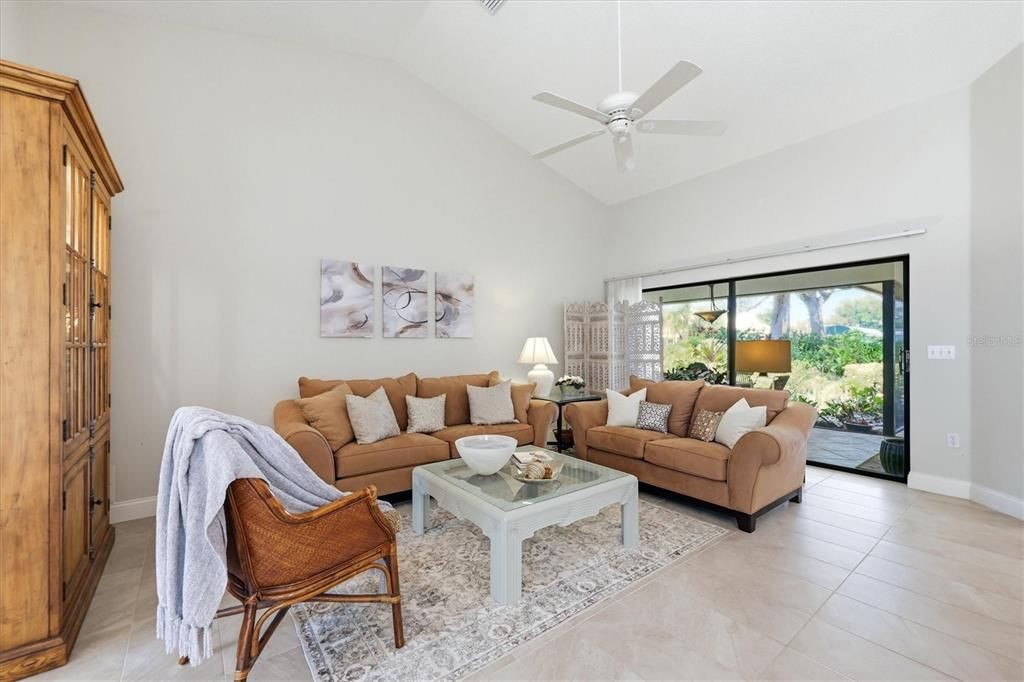 For Sale: $549,000 (3 beds, 2 baths, 2022 Square Feet)