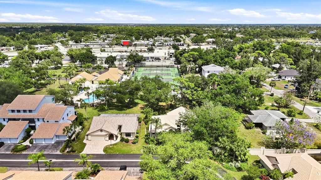 For Sale: $549,000 (3 beds, 2 baths, 2022 Square Feet)