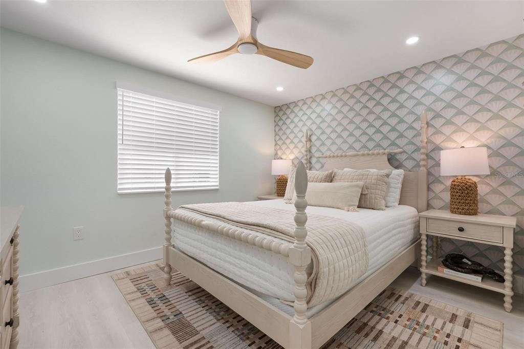 For Sale: $2,130,000 (3 beds, 2 baths, 1365 Square Feet)