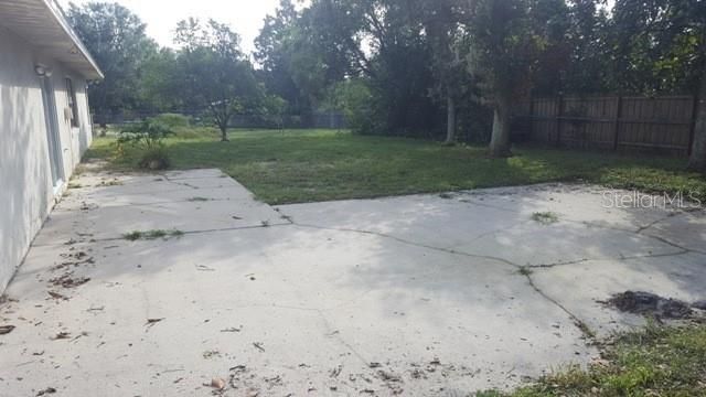 For Rent: $1,895 (4 beds, 2 baths, 1926 Square Feet)