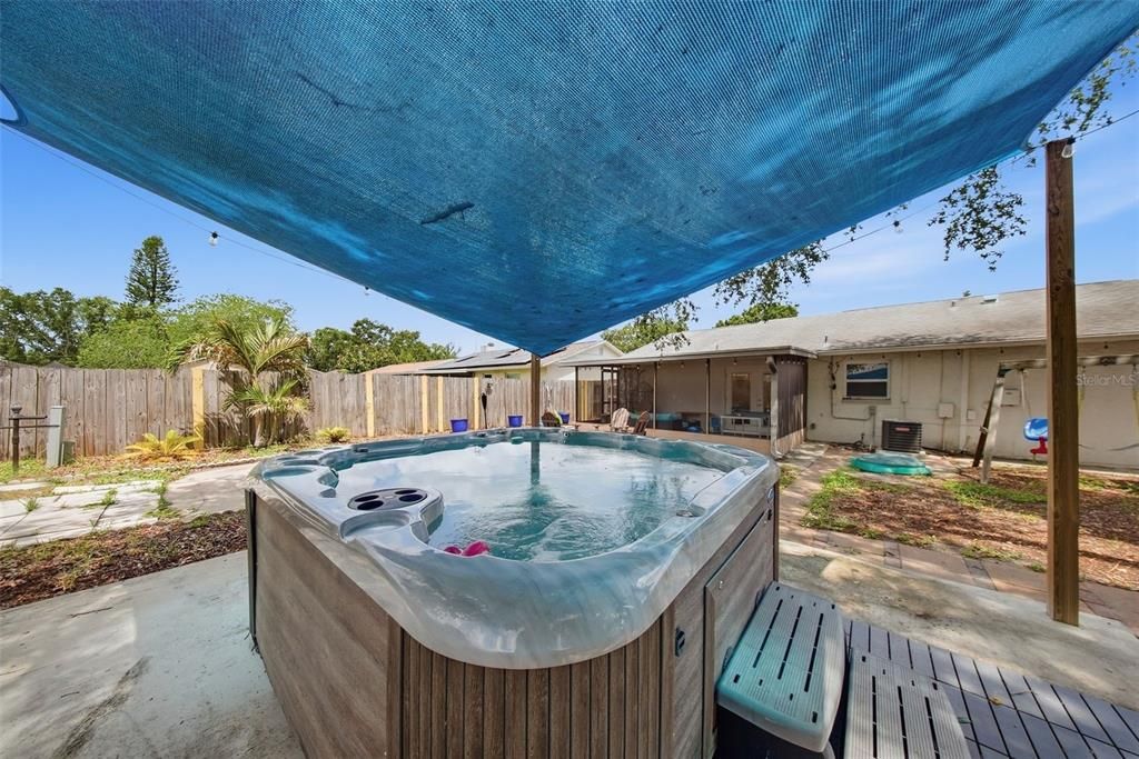 For Sale: $399,000 (4 beds, 2 baths, 1206 Square Feet)