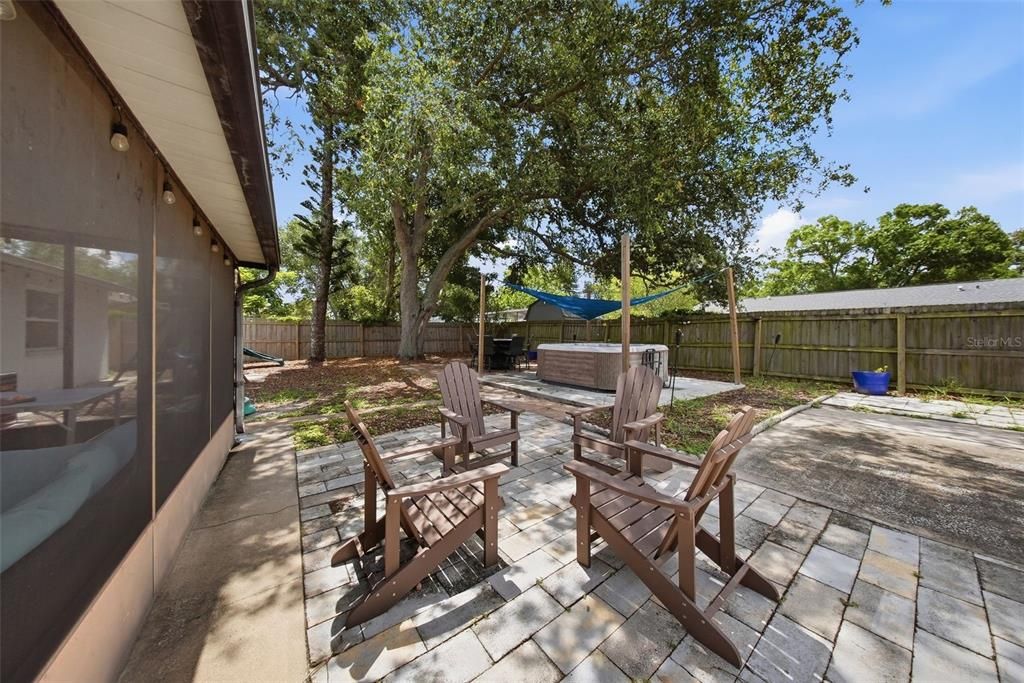 For Sale: $399,000 (4 beds, 2 baths, 1206 Square Feet)