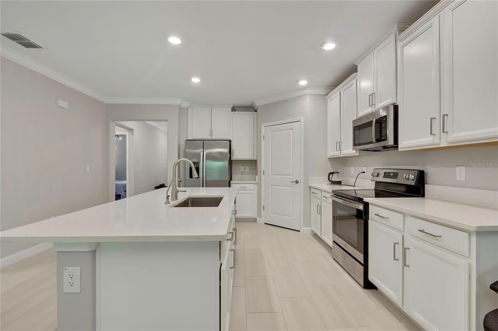 En Venta: $239,900 (2 camas, 2 baños, 1405 Pies cuadrados)