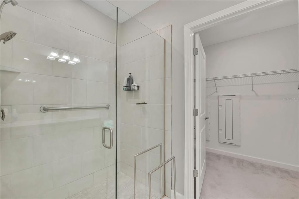 En Venta: $239,900 (2 camas, 2 baños, 1405 Pies cuadrados)