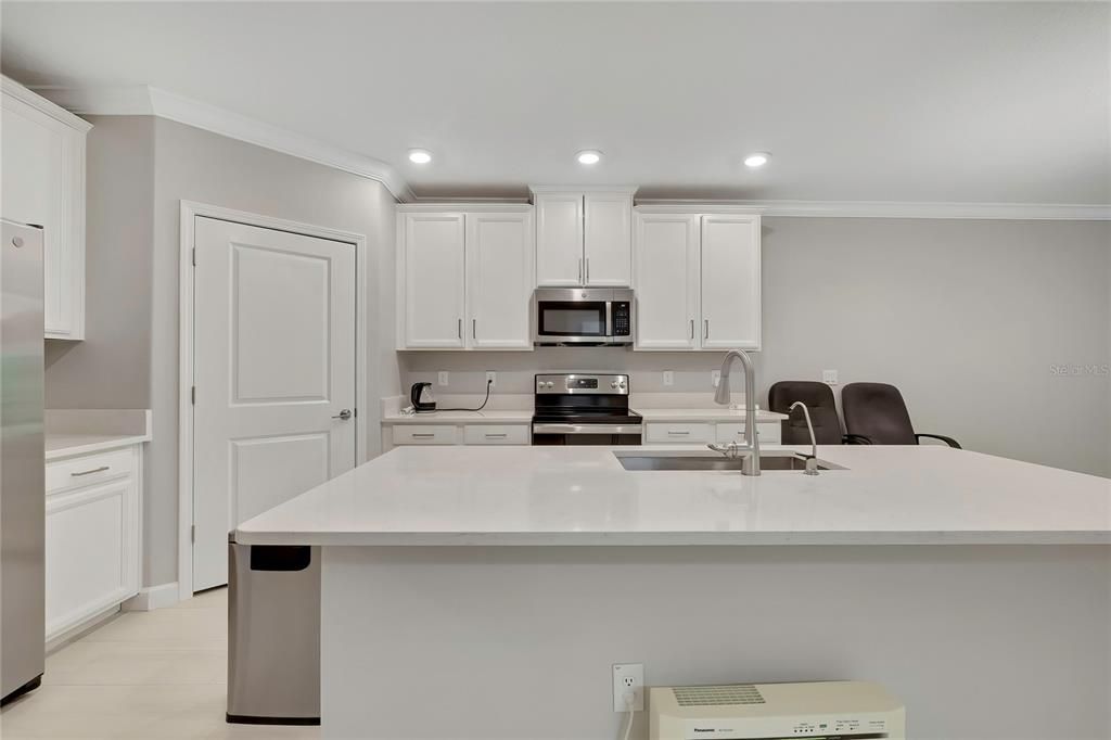En Venta: $239,900 (2 camas, 2 baños, 1405 Pies cuadrados)