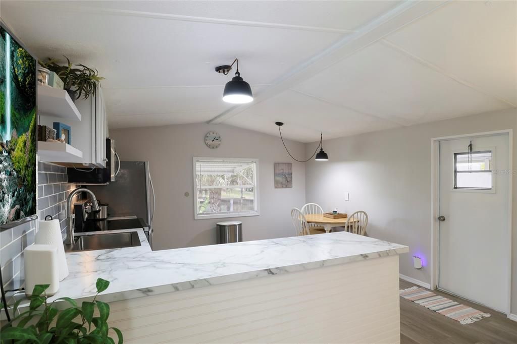 En Venta: $129,900 (2 camas, 1 baños, 714 Pies cuadrados)