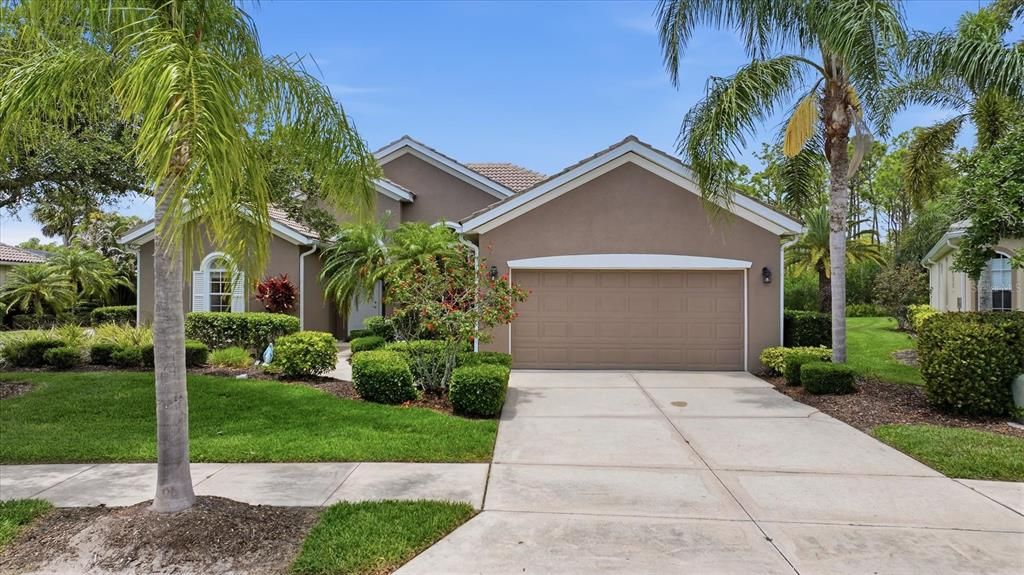 For Sale: $525,000 (3 beds, 2 baths, 1961 Square Feet)