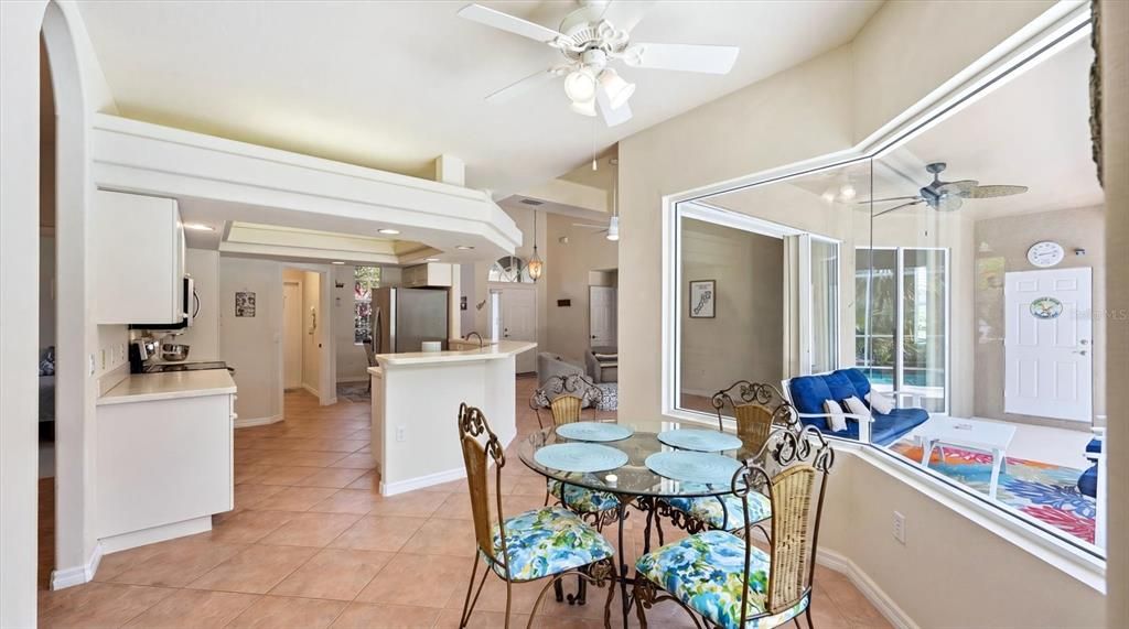 For Sale: $525,000 (3 beds, 2 baths, 1961 Square Feet)
