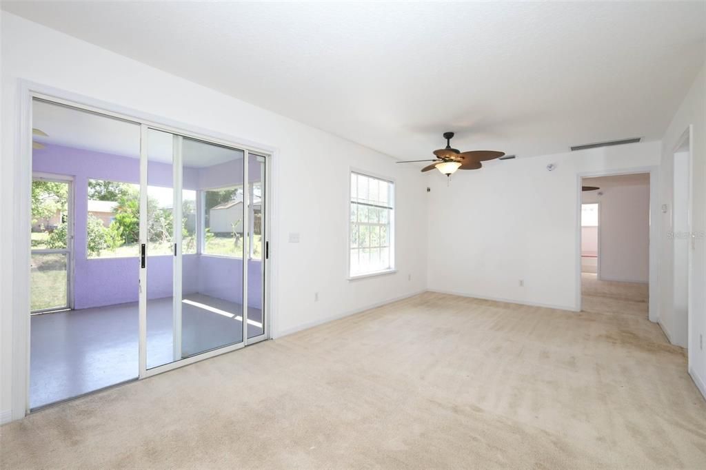 En Venta: $355,000 (3 camas, 2 baños, 1695 Pies cuadrados)