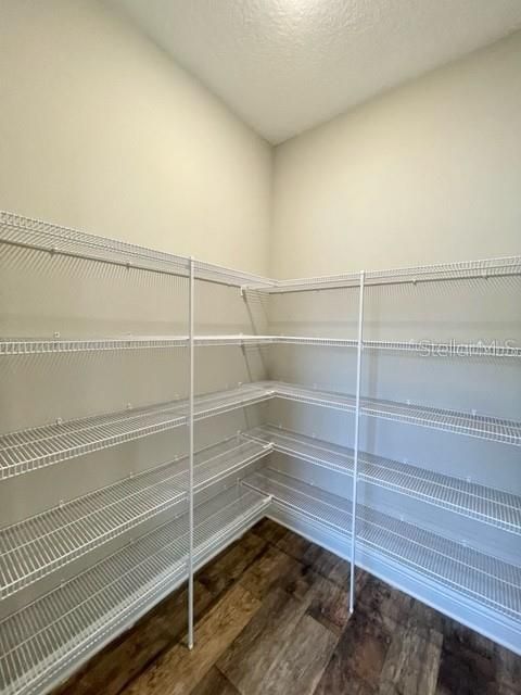 For Rent: $3,245 (4 beds, 3 baths, 2359 Square Feet)