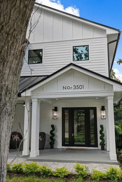 En Venta: $1,995,000 (4 camas, 3 baños, 3595 Pies cuadrados)