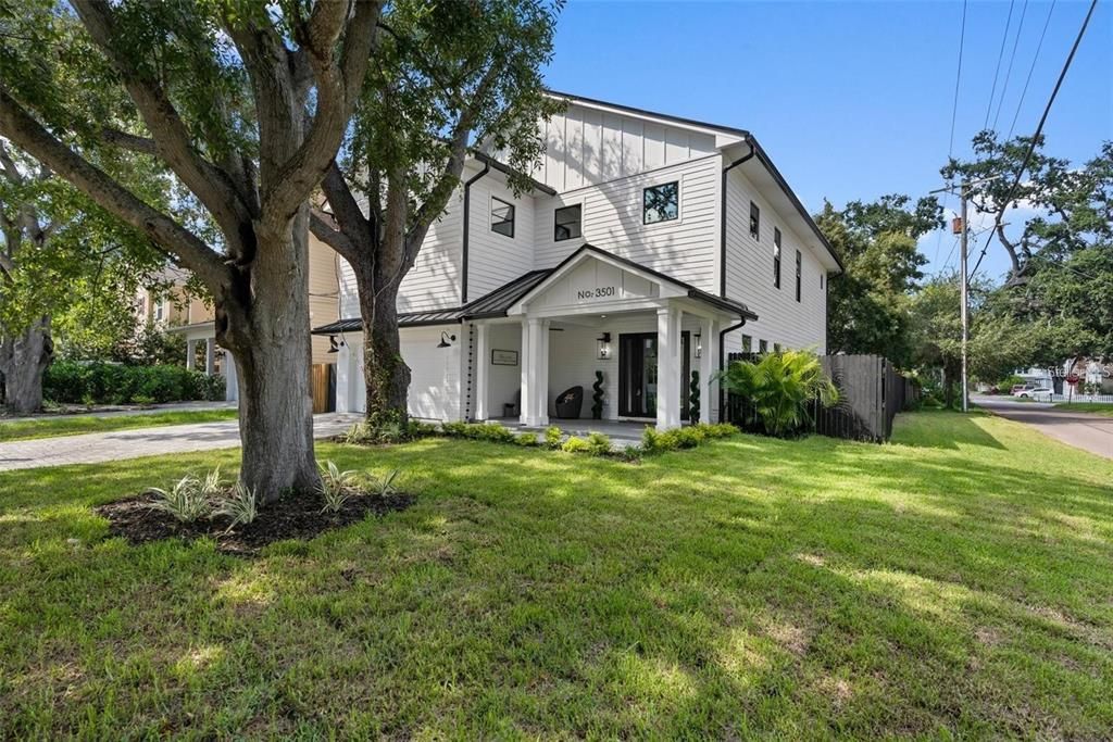 En Venta: $1,995,000 (4 camas, 3 baños, 3595 Pies cuadrados)