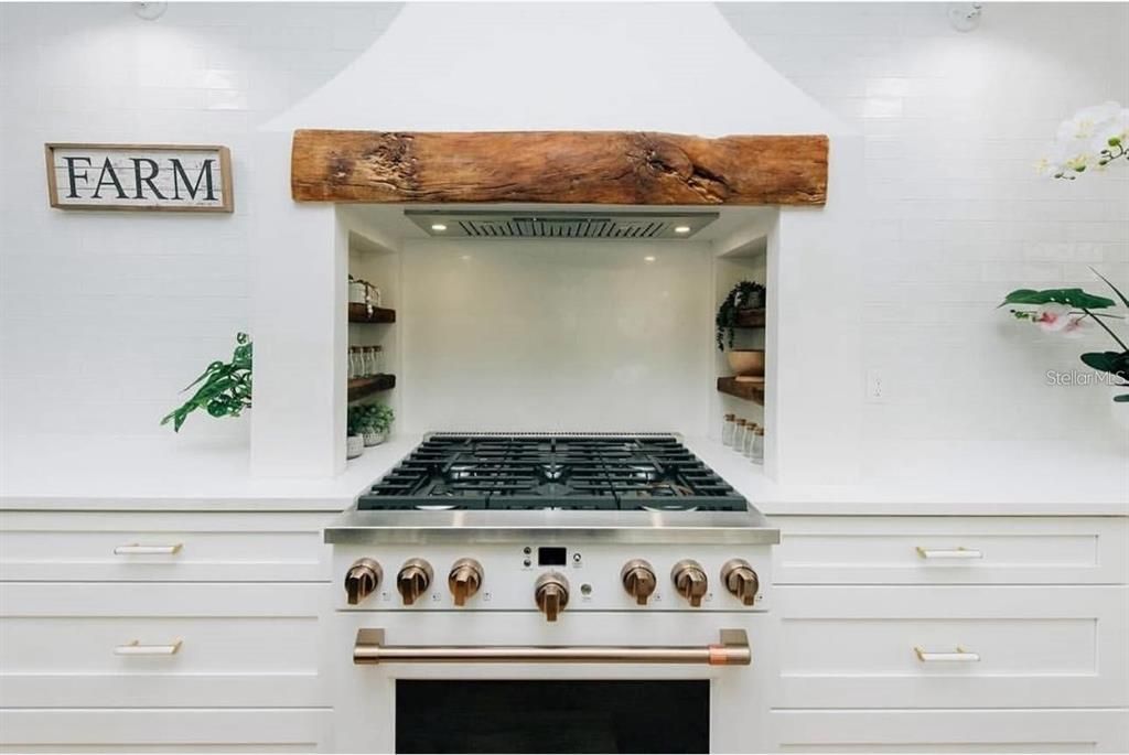En Venta: $1,995,000 (4 camas, 3 baños, 3595 Pies cuadrados)