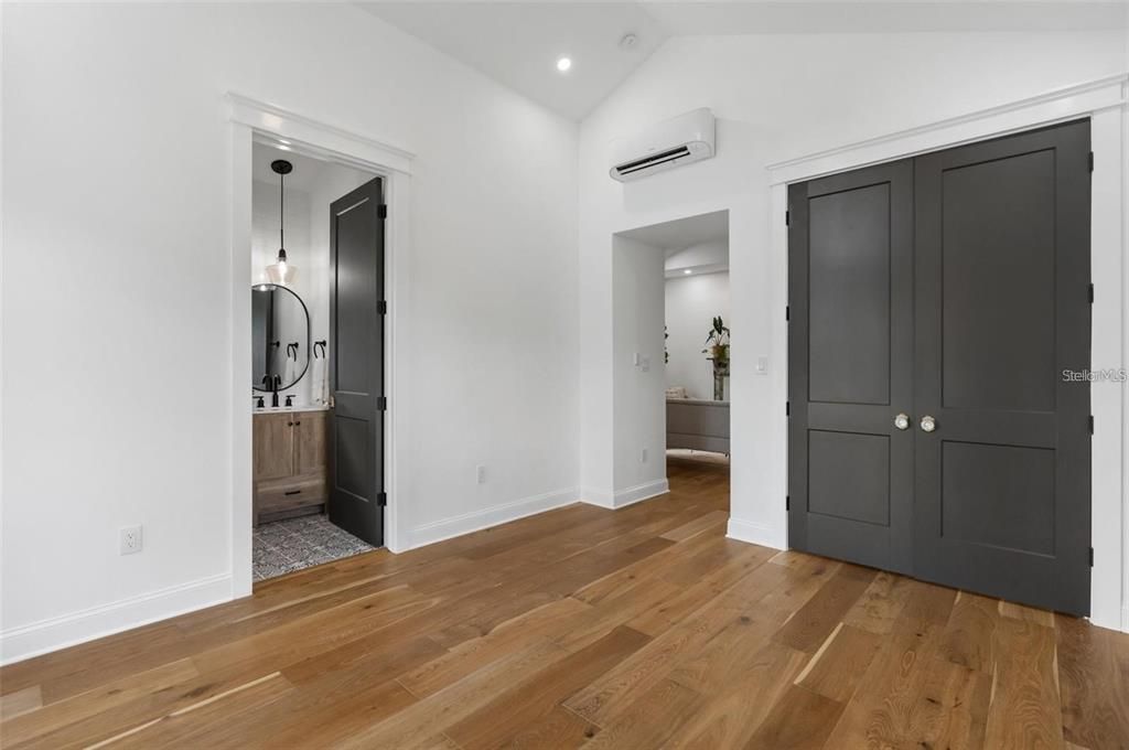 En Venta: $1,995,000 (4 camas, 3 baños, 3595 Pies cuadrados)