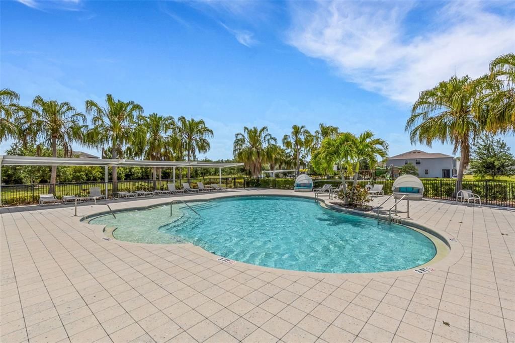 For Sale: $342,500 (3 beds, 2 baths, 1961 Square Feet)