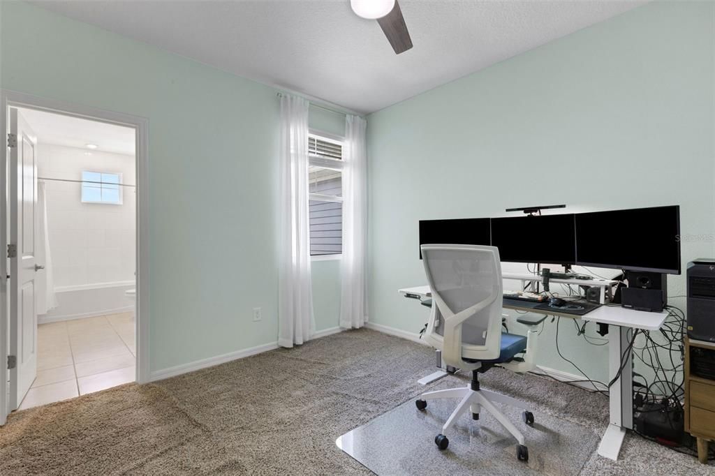 For Sale: $342,500 (3 beds, 2 baths, 1961 Square Feet)