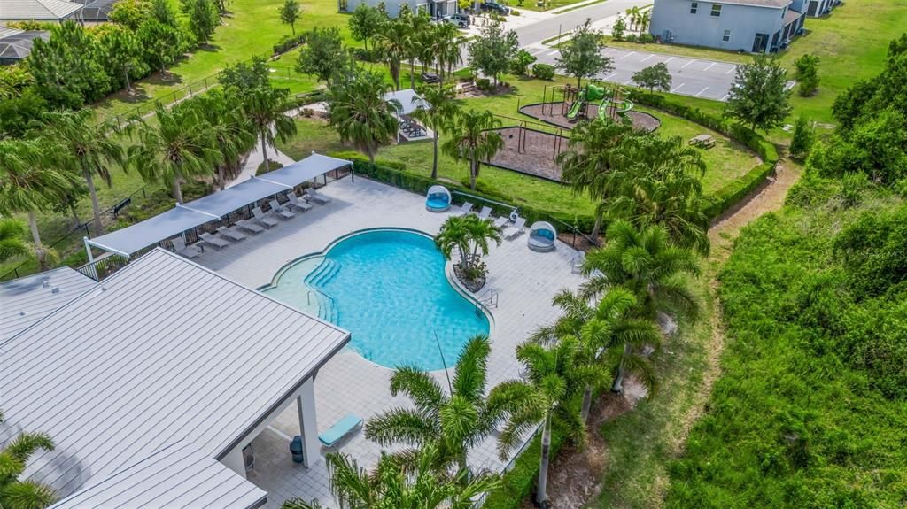 For Sale: $342,500 (3 beds, 2 baths, 1961 Square Feet)