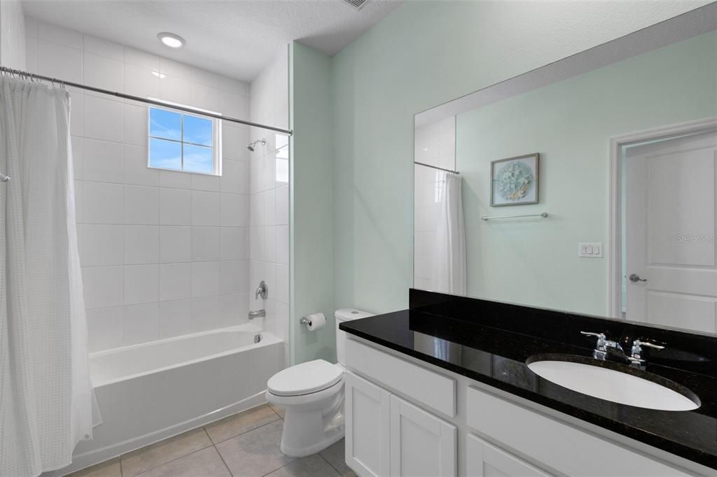 For Sale: $342,500 (3 beds, 2 baths, 1961 Square Feet)