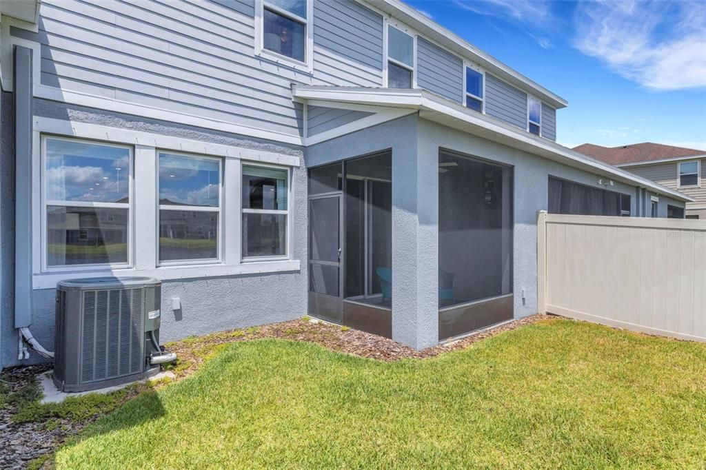 For Sale: $342,500 (3 beds, 2 baths, 1961 Square Feet)