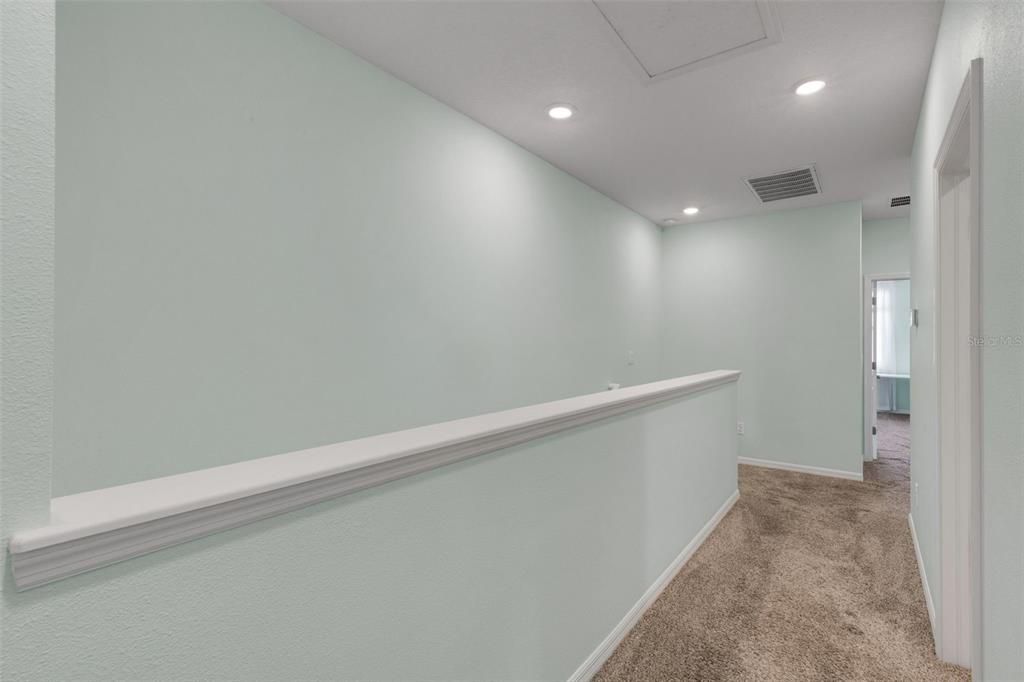 For Sale: $342,500 (3 beds, 2 baths, 1961 Square Feet)