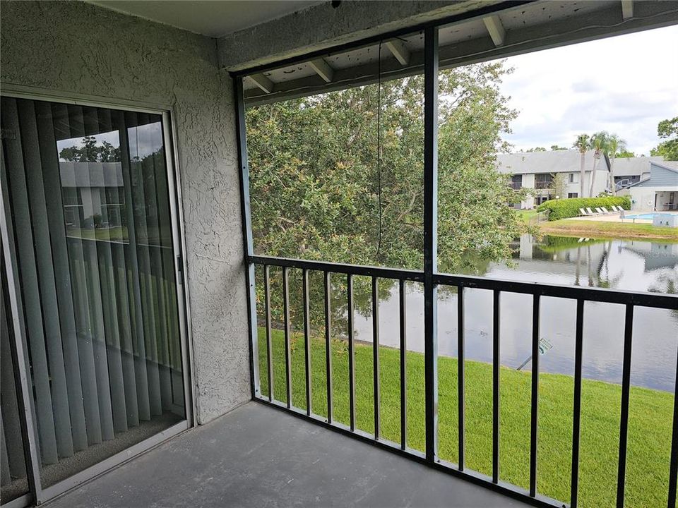 For Sale: $140,000 (2 beds, 2 baths, 960 Square Feet)