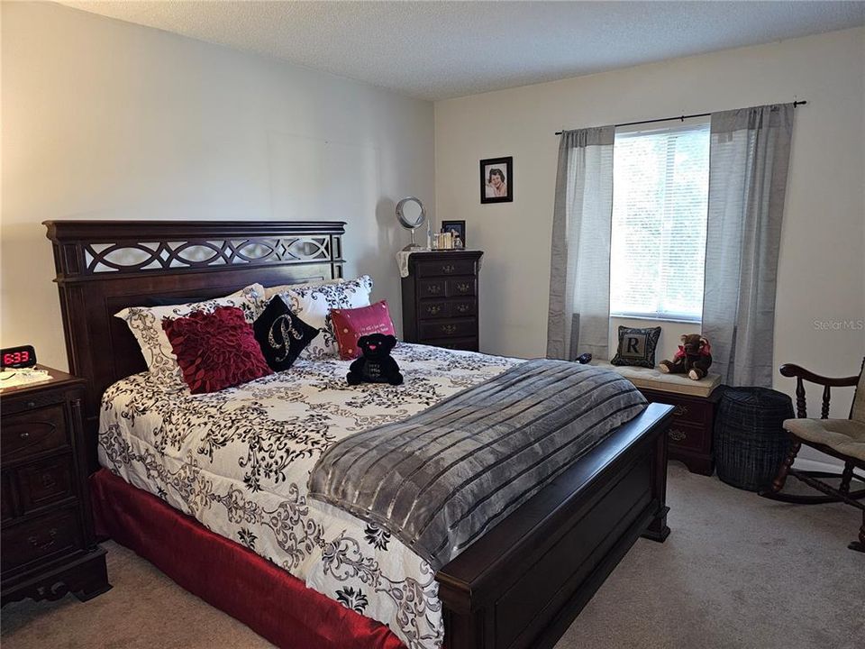 For Sale: $140,000 (2 beds, 2 baths, 960 Square Feet)