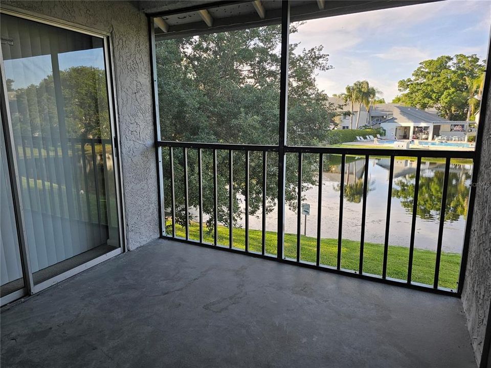 For Sale: $140,000 (2 beds, 2 baths, 960 Square Feet)