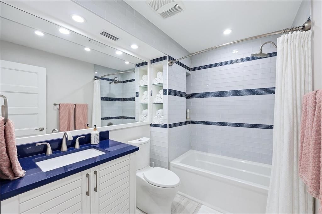 Active With Contract: $625,000 (2 beds, 2 baths, 1720 Square Feet)