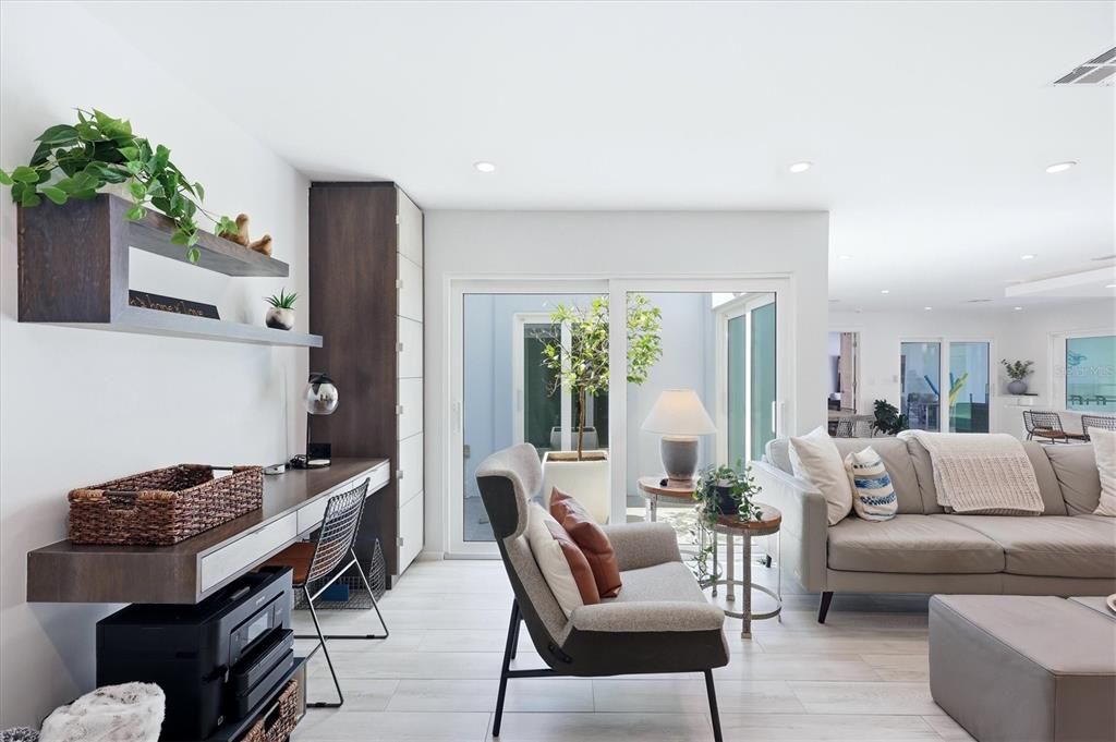 Active With Contract: $625,000 (2 beds, 2 baths, 1720 Square Feet)