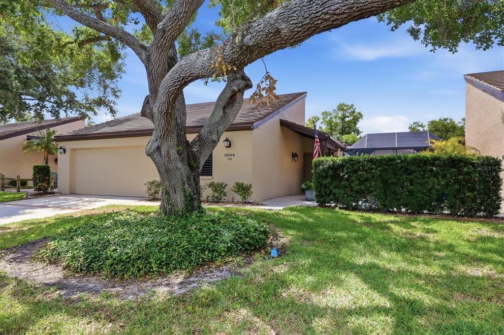 Active With Contract: $625,000 (2 beds, 2 baths, 1720 Square Feet)